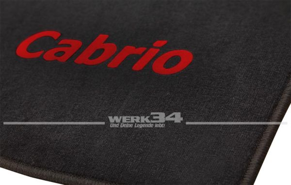 Satz Fußmatten, schwarz-schwarz, passend für Käfer Cabrio 1200/1300, Logo "Cabrio" in rot
